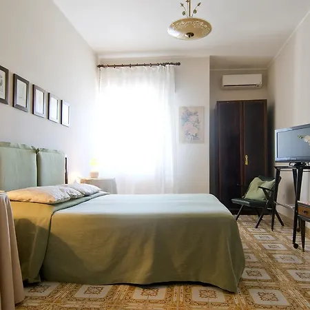 Mimi Rooms Cagliari Zimmer foto